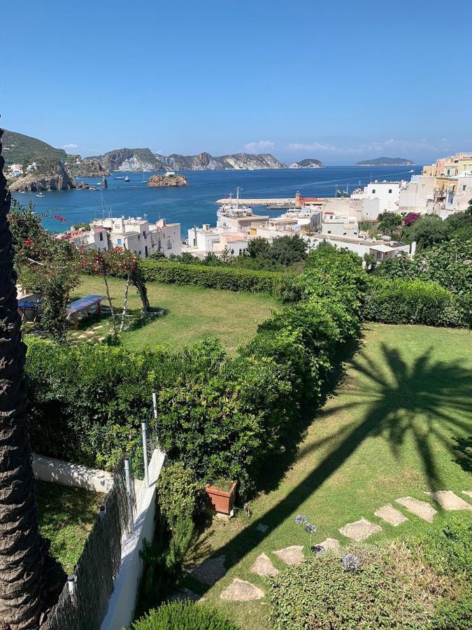 Agenzia Isotur Villa Olimpia Ponza Eksteriør billede